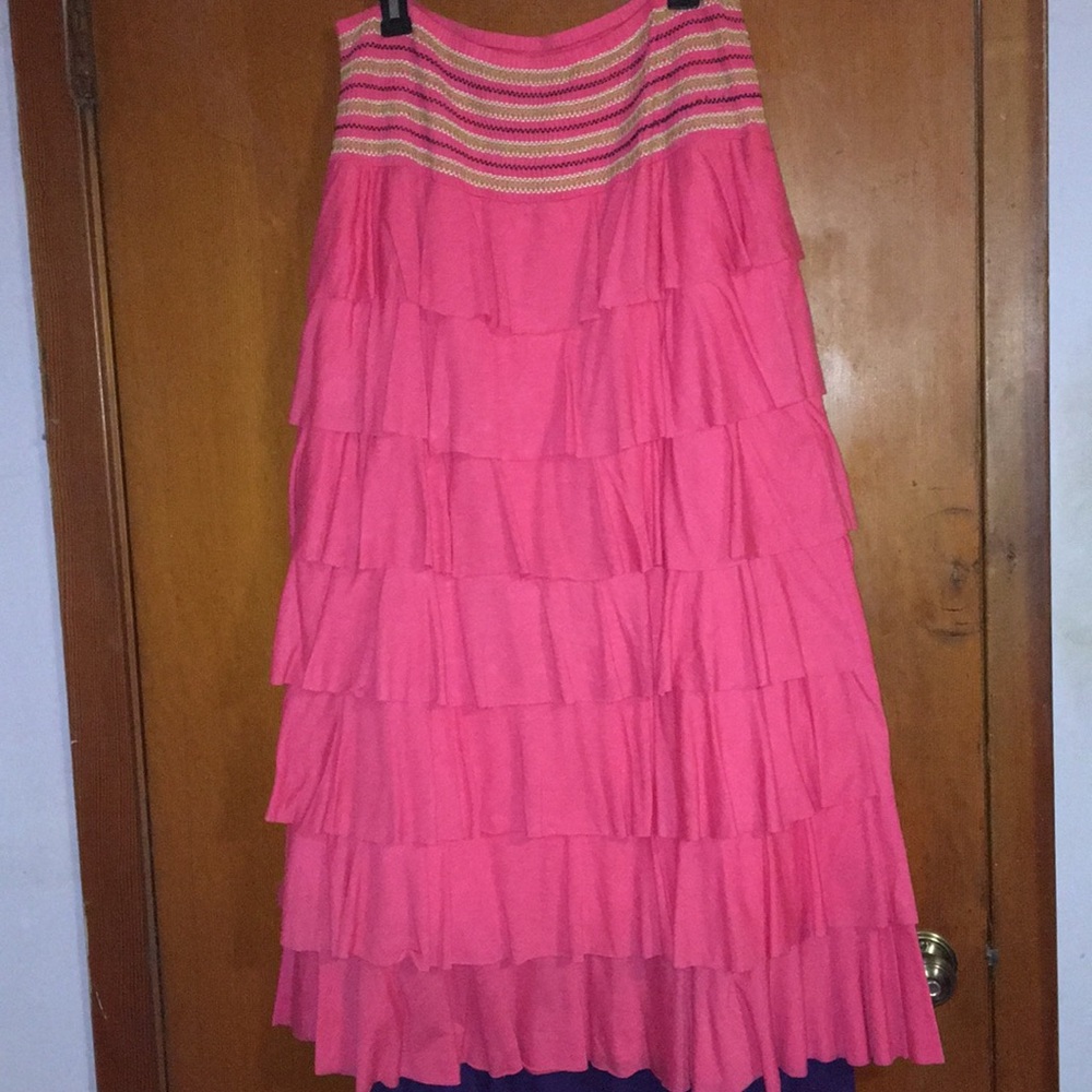 Long ruffle skirt